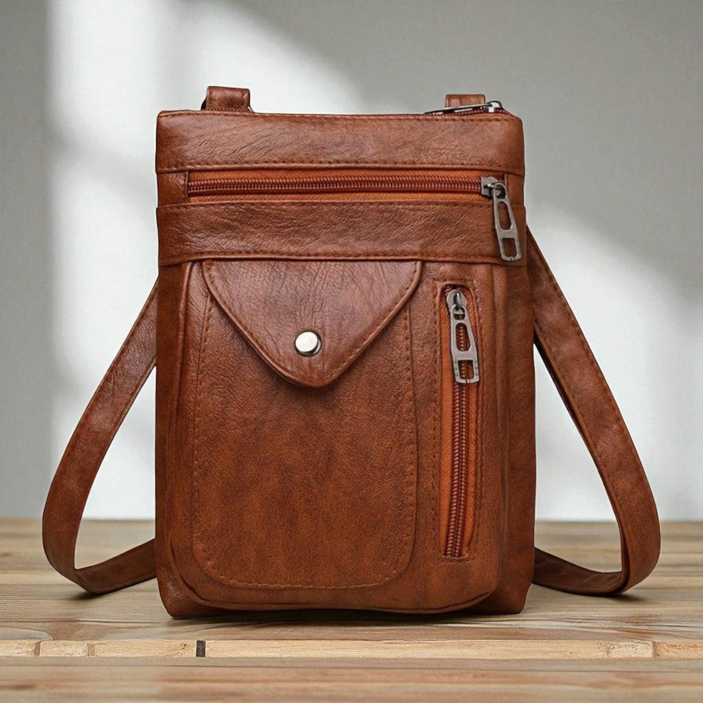 Clara vintage helmtas