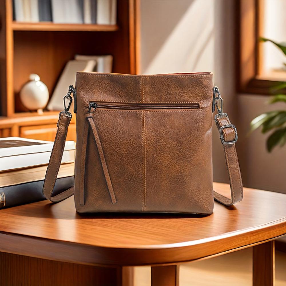 Janina Keturiakamp retro handtas