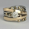 Vintage gouden ring met inlegwerk en zirkonia