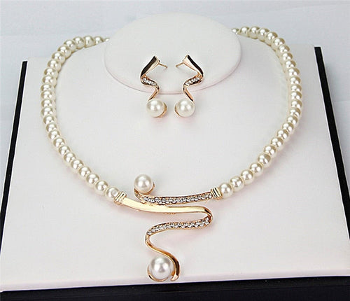 Aya™ | Ketting en Oorbellen Set