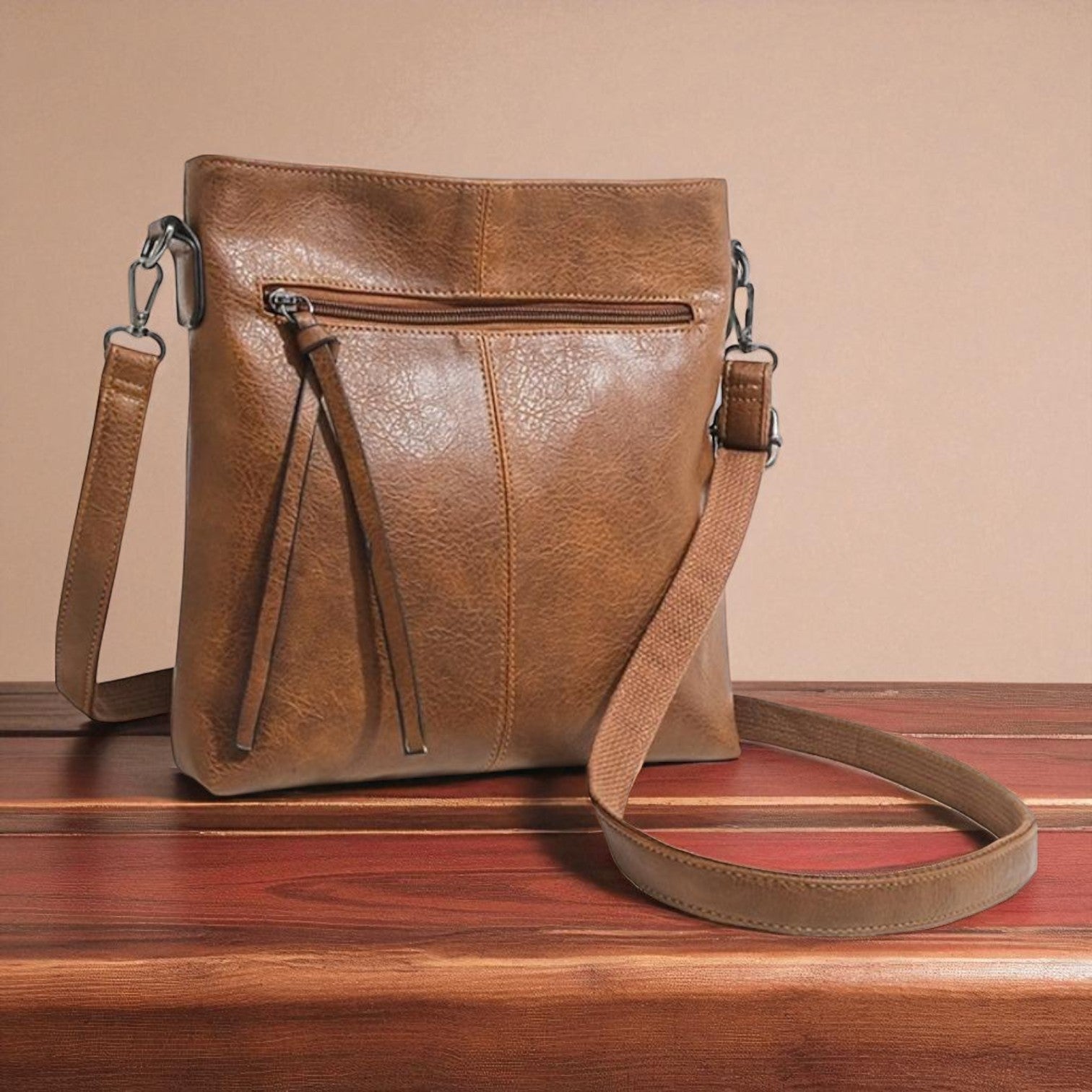 Janina Keturiakamp retro handtas